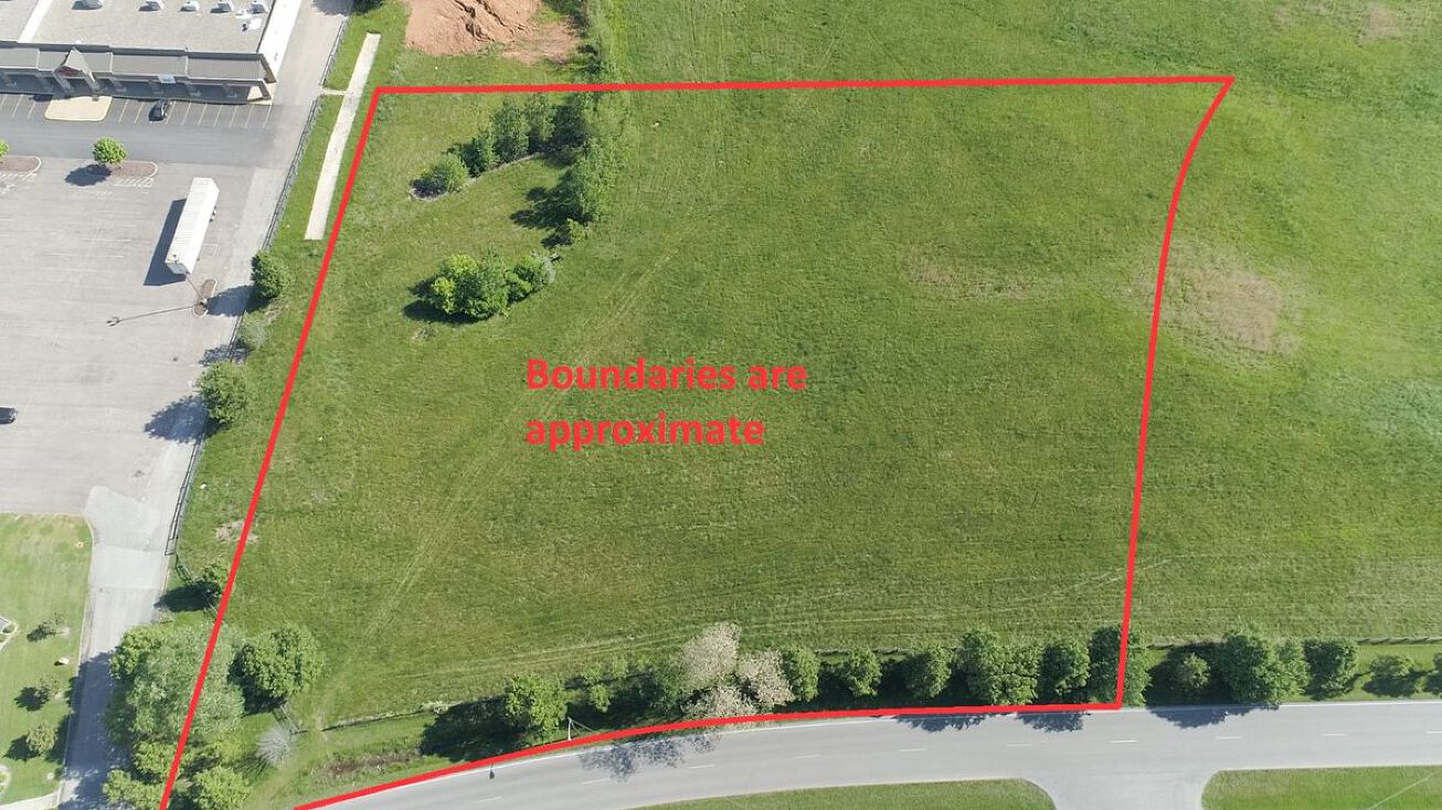 239 E Lincoln Trail Blvd, Radcliff, KY 40160