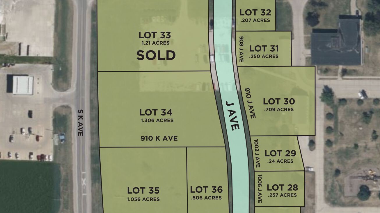 1002 S K Ave, Vinton, IA 52349