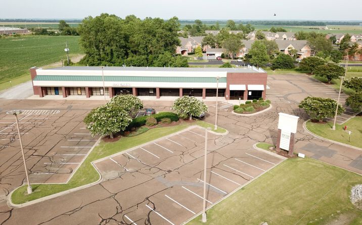 Pictures of Retail property located at 1157 Casino Center Dr, Tunica Resorts, MS 38664, 1157 - 1189 Casino Dr Ext, Robinsonville, MS 38644, Tunica Resorts, US 38664 for sales - image #1
