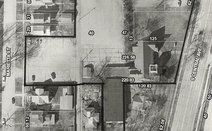 Pictures of Land property located at 107 S Central Ave, Burlington, IA 52601 for sales - image #1