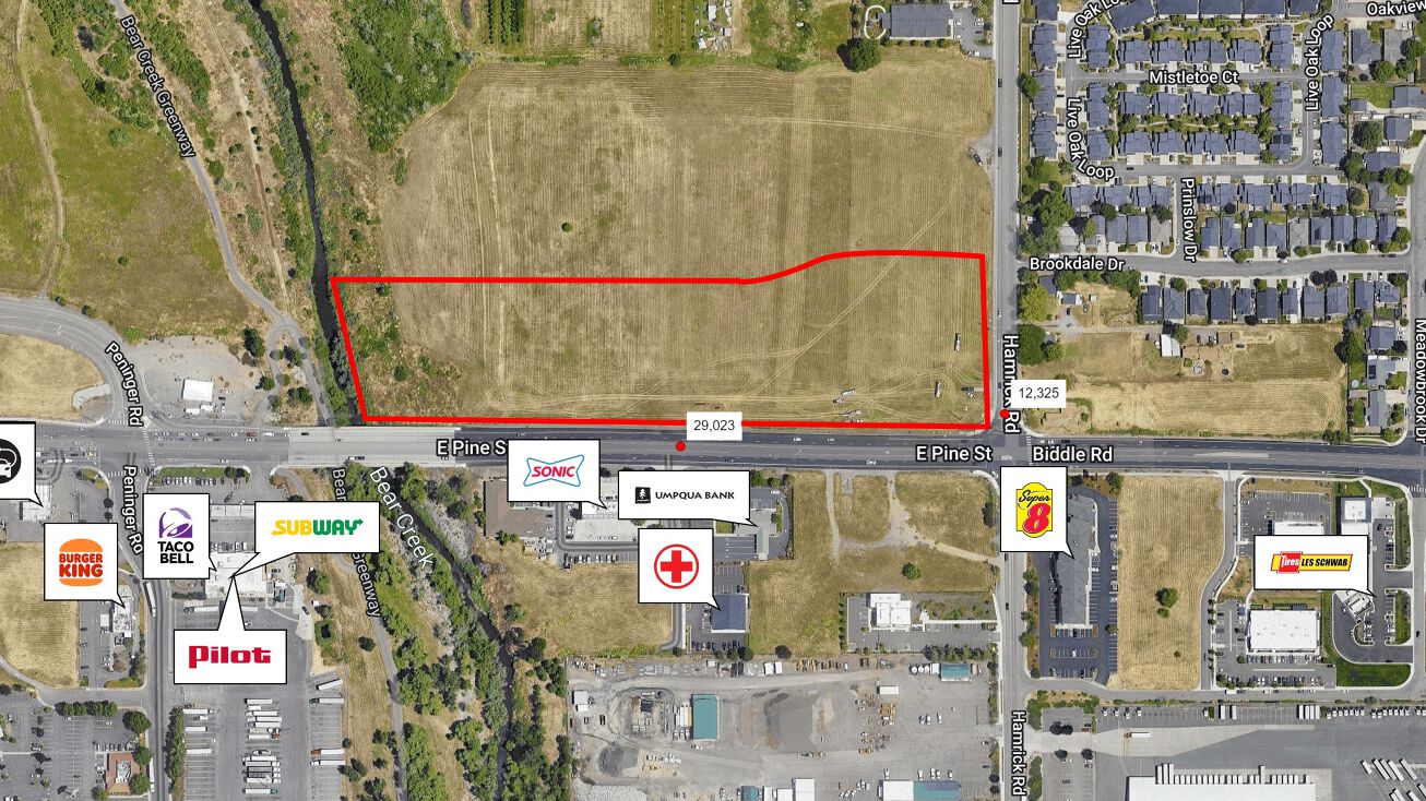 1874 E Pine St, Medford, OR 97502