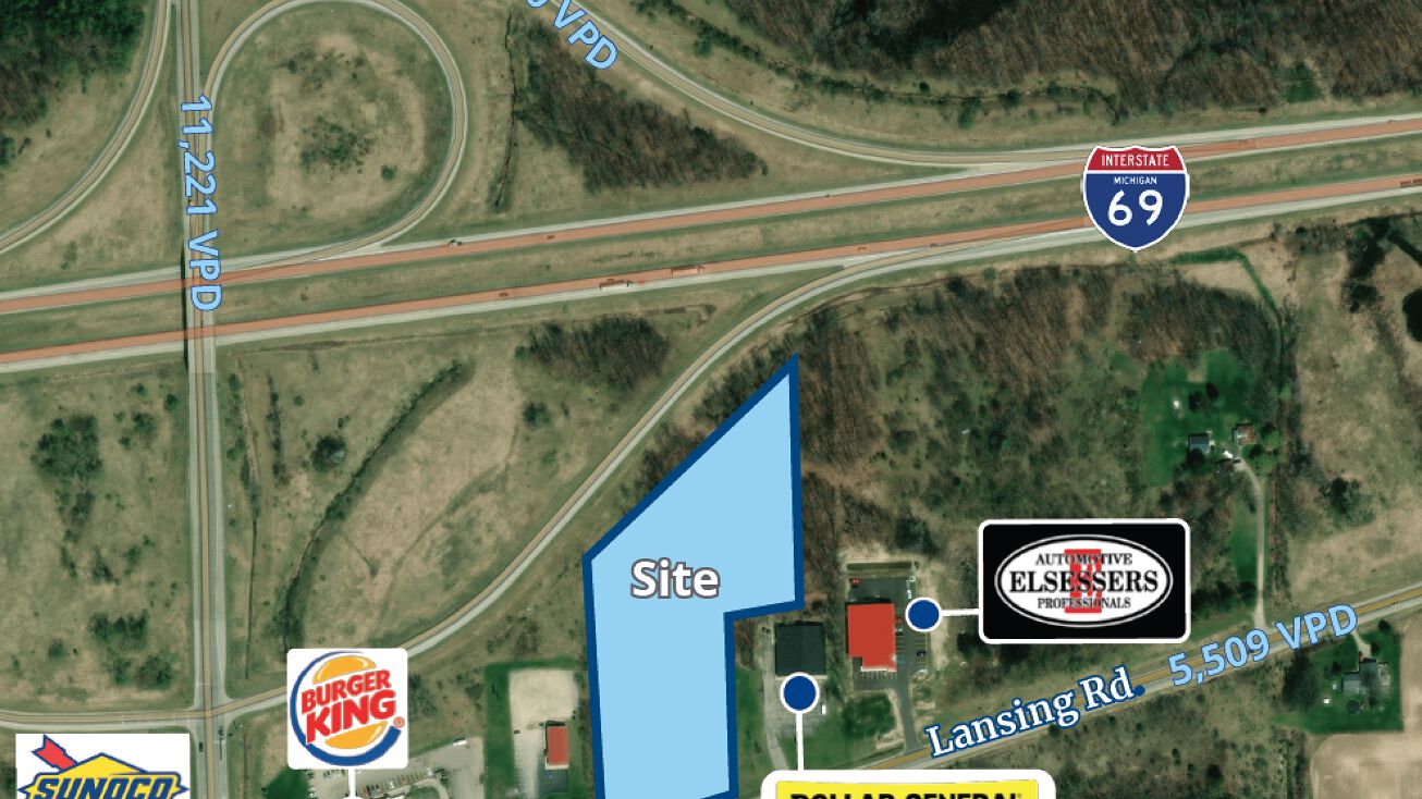 2774 W Lansing Rd, Perry, MI 48872