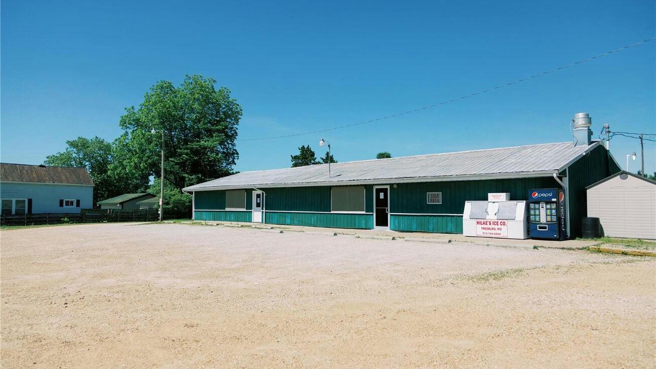 2059 MO19, Hermann, MO 65041