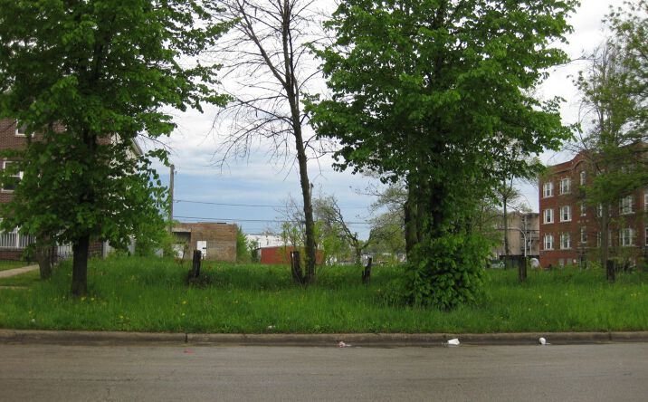 Pictures of Land property located at 4663 W West End Avenue, Chicago, IL 60644 for sales - image #1