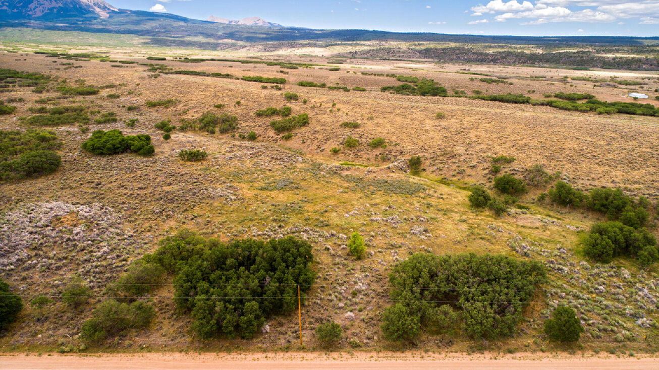 64 N Mountain Home Ln, La Sal, UT 84530