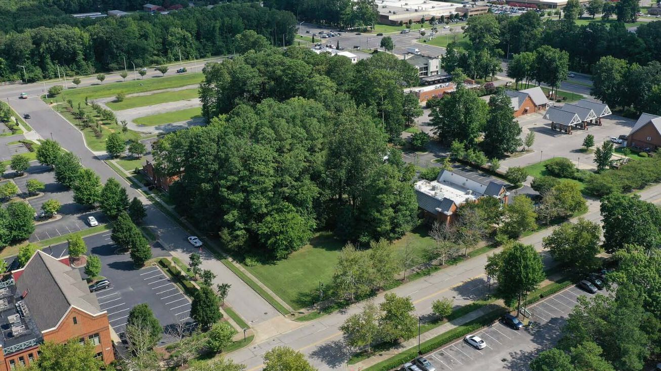 1020 Loftis Blvd, Newport News, VA 23606