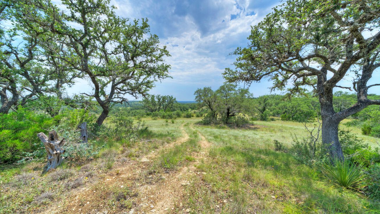 7976 Ranch to Market Rd 2766, Johnson City, TX 78636