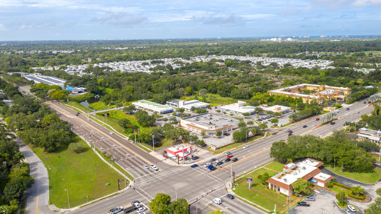 3520 Fruitville Rd, Sarasota, FL 34237