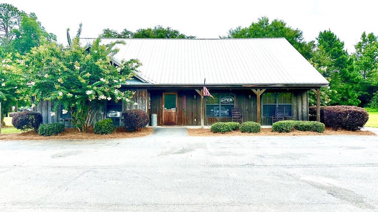 8419 Valdosta Hwy, Morven, GA 31638