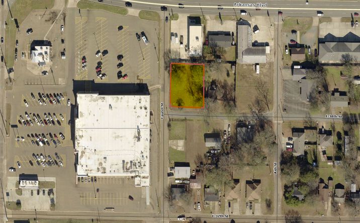 Pictures of Land property located at 201 E 38th St, Texarkana, AR 71854 for sales - image #1