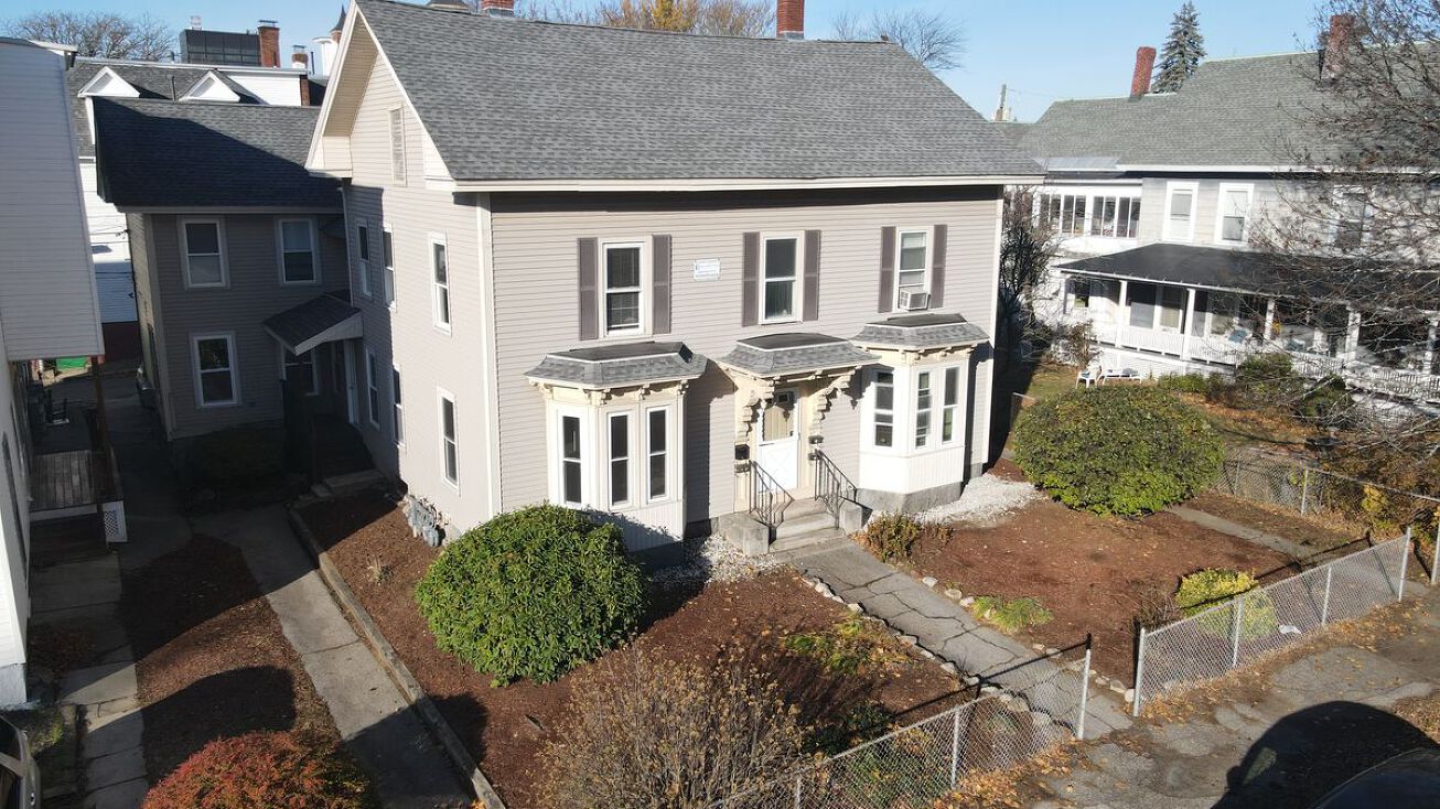 520 Beech St, Manchester, NH 03104