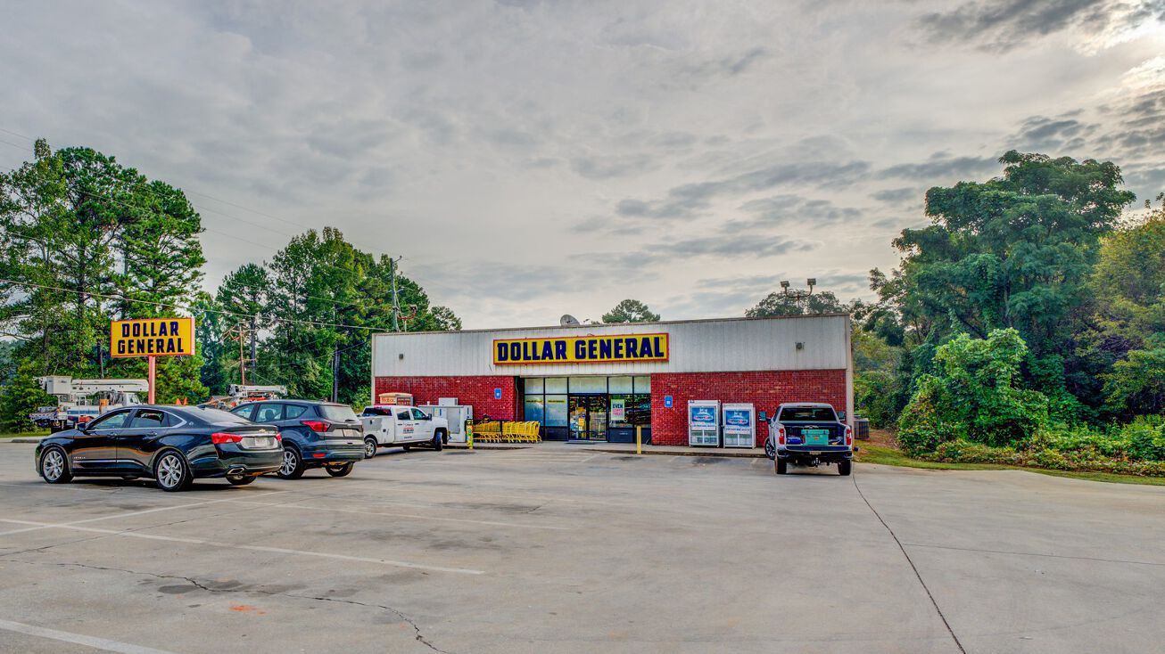 15 Towaliga River Dr, Jackson, GA 30233