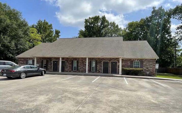 Pictures of Office property located at 17006 Seven Pines Drive, Spring, TX 77379 for sales - image #1