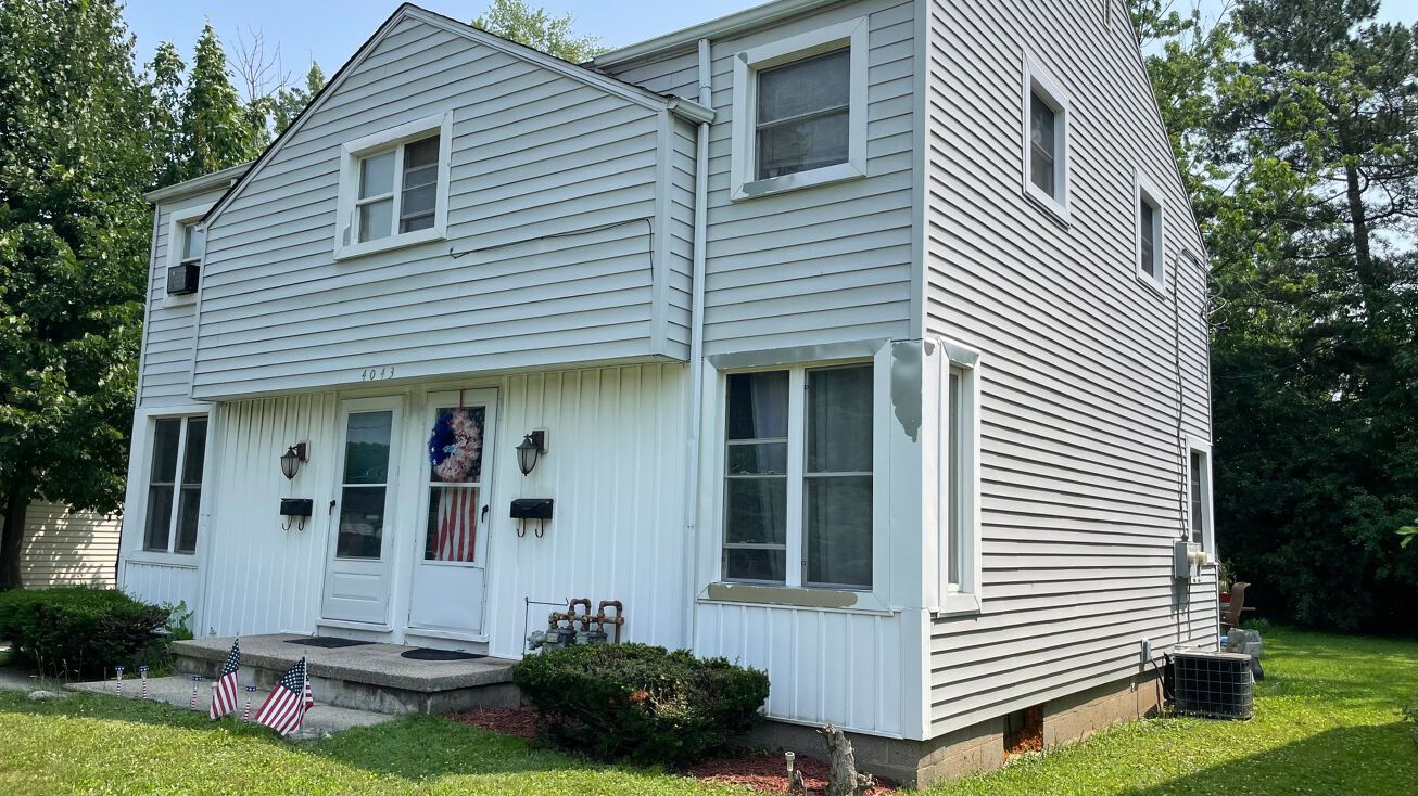 40354055 Harlem Rd, Buffalo, NY 14226