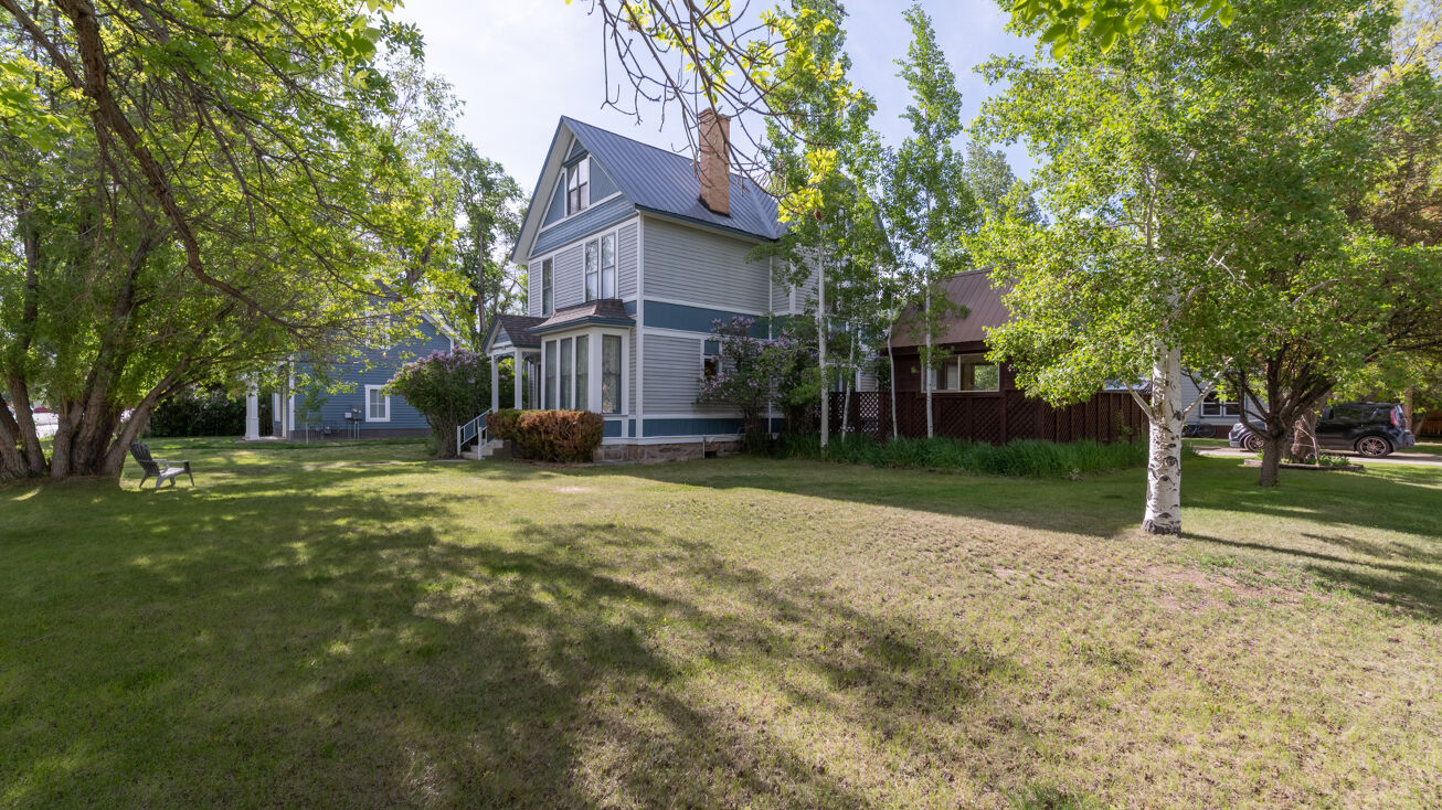 518 E Ave, Gunnison, CO 81230