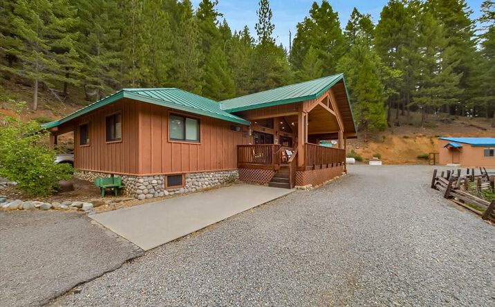 Pictures of Land property located at 10 Estabrook Ln, Trinity Center, CA 96091 for sales - image #1