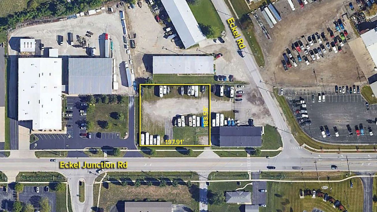 12726 Eckel Rd, Perrysburg, OH 43551