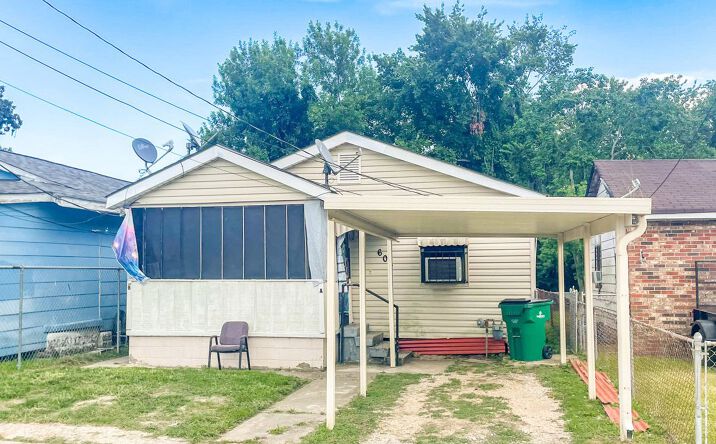 Pictures of Multifamily property located at 605 Wilker Neal Ave, River Ridge, LA 70123 for sales - image #1