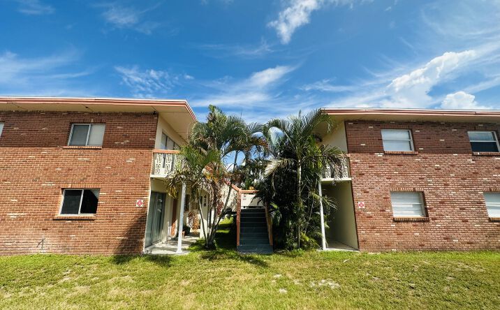 Pictures of Multifamily property located at 418 Adams Avenue, Cape Canaveral, FL 32920 for sales - image #1