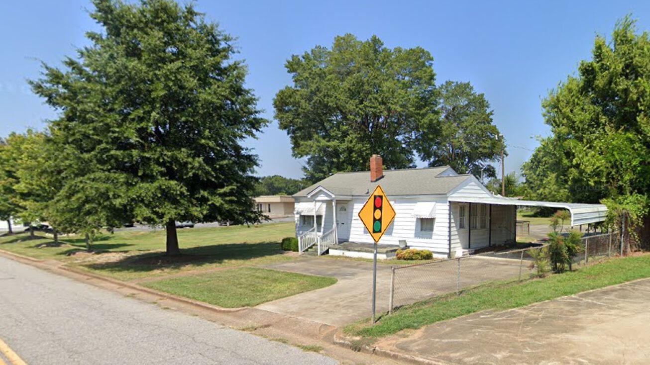 109 E Mauldin St, Anderson, SC 29621