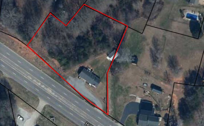 Pictures of Land property located at 7049 SC-101, Woodruff, SC 29388 for sales - image #1