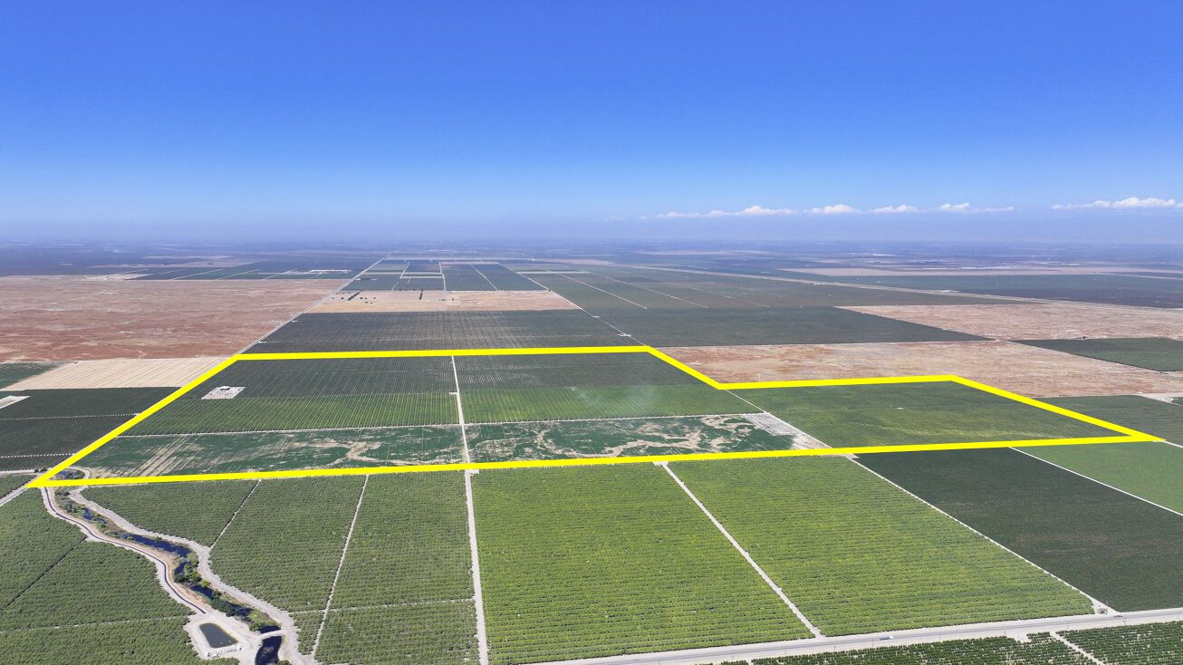 Rd 9, Firebaugh, CA 93622