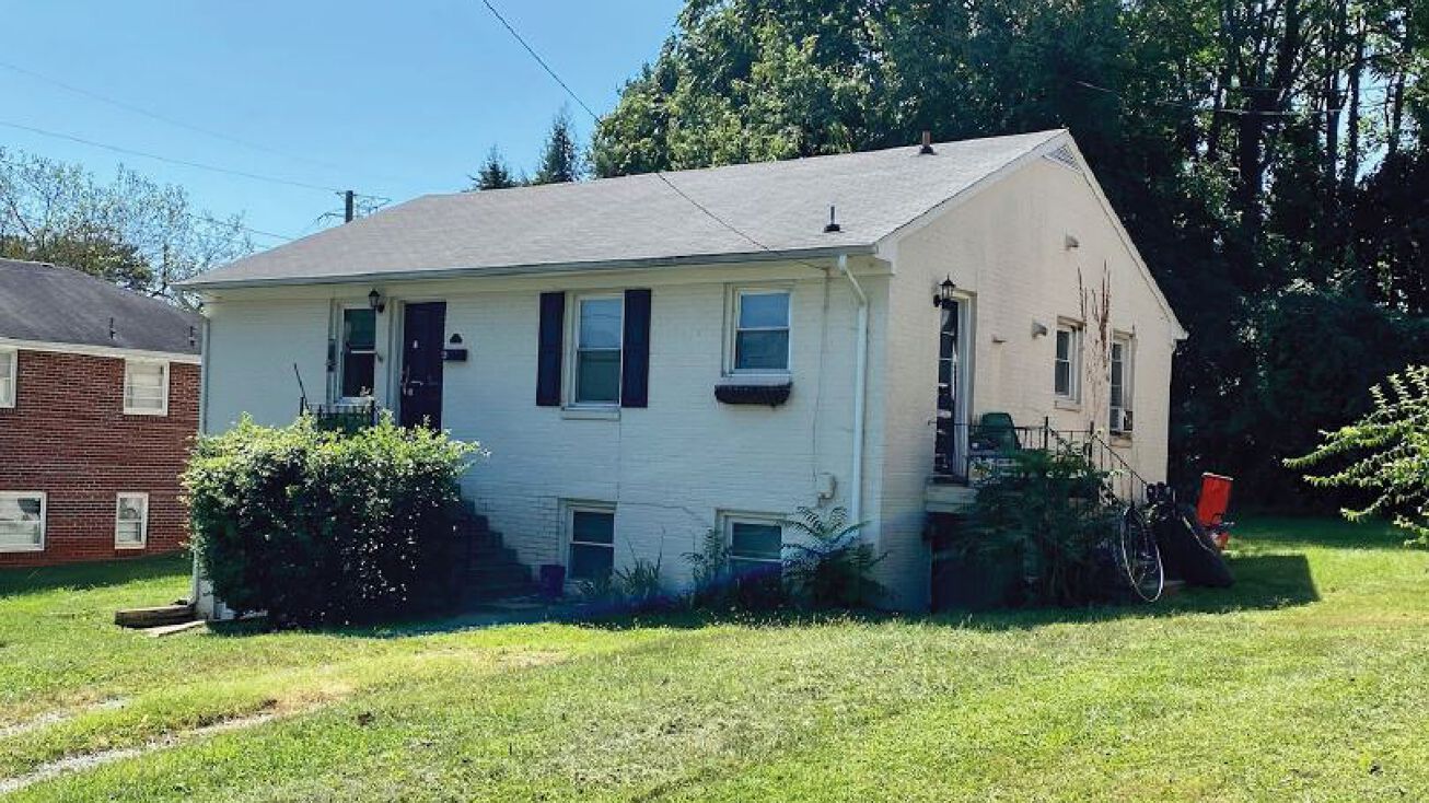 1310 River Rd, Charlottesville, VA 22901