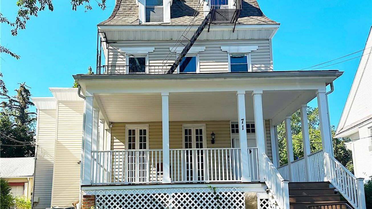 71 Remington Pl, New Rochelle, NY 10801