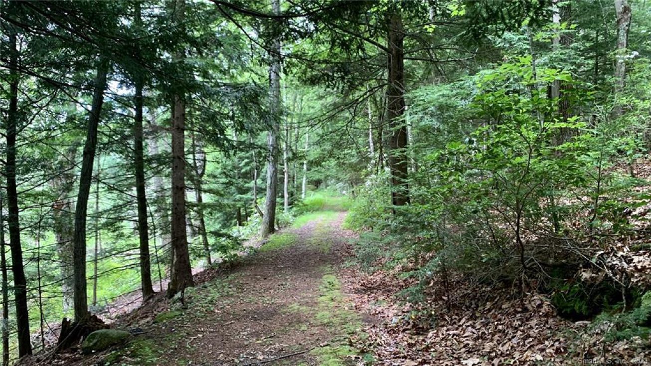 292 Granville Rd, Granby, CT 06060