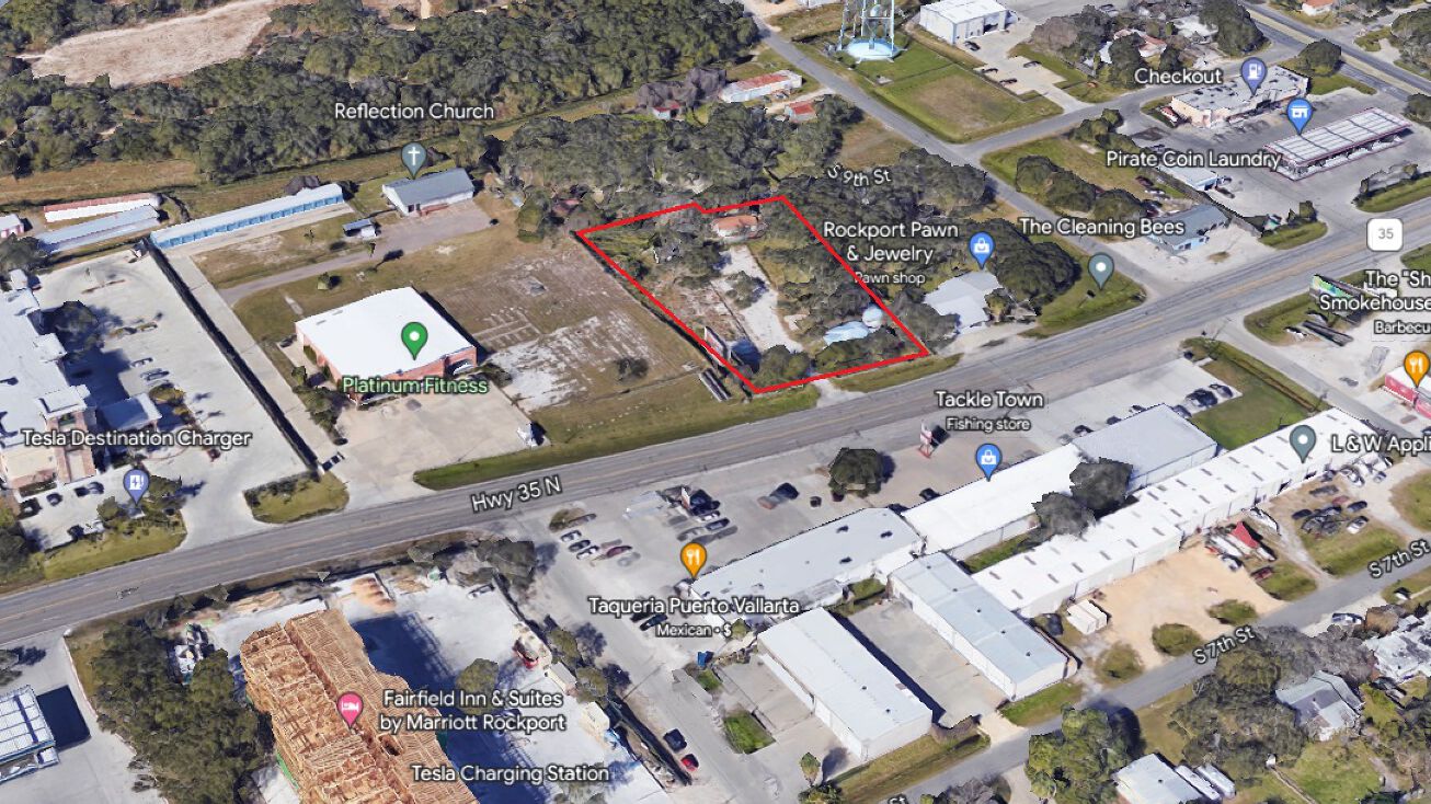 3031 Hwy 35 N, Rockport, TX 78382