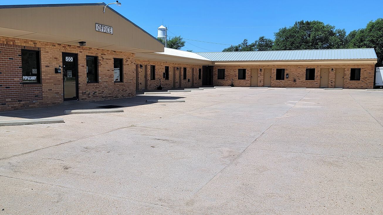 500504 N. Central Ave., Coldwater, KS 67029