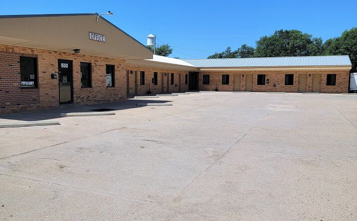 508 N CENTRAL AVE Coldwater KS 67029-2954 APN: 0170711201001017000 ...