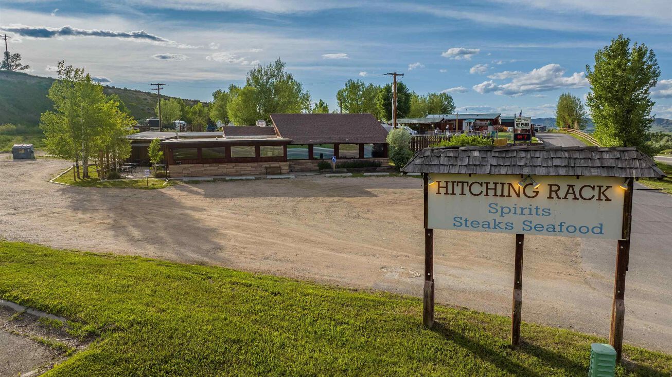 785 E Main St, Lander, WY 82520