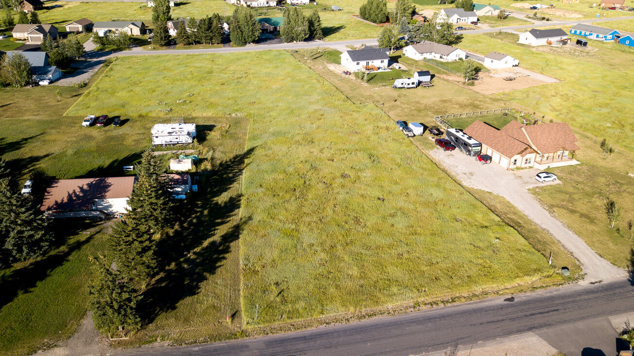 51 Cedar Creek Rd 16, Thayne, WY 83127