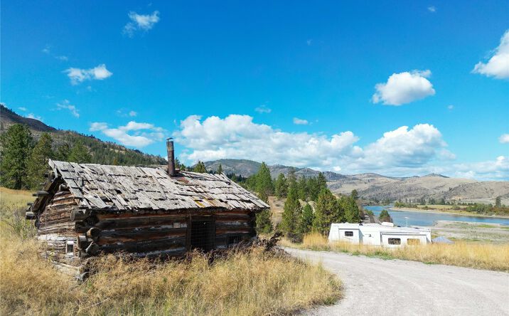 Pictures of Mixed Use, Land, Multifamily, Special Purpose property located at 9703 MT Hwy 200, Dixon, MT 59831 for sales - image #1