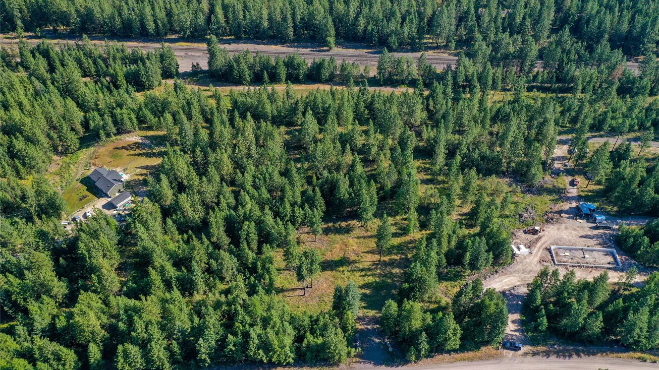 389 Whitewater Lane, Alberton, MT 59820