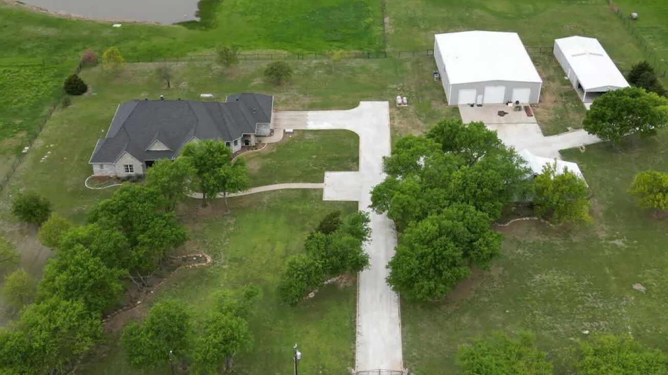 6317 Freeman Road, Krum, TX 76249