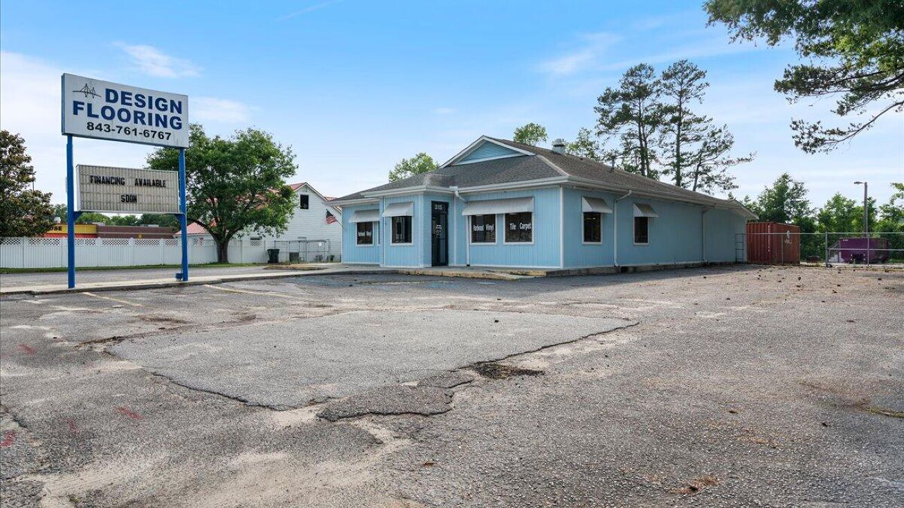 315 N Hwy 52, Moncks Corner, SC 29461