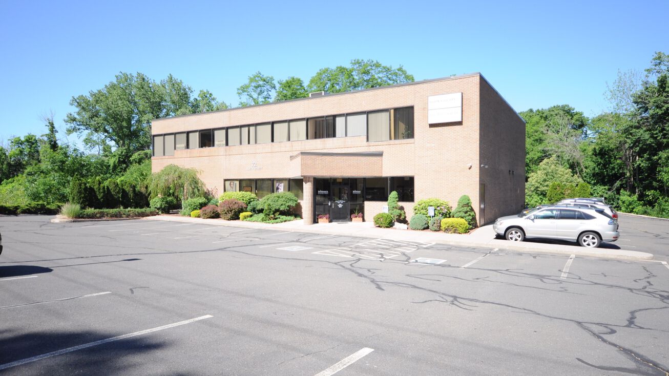 72 Queen Street, Southington, CT 06489