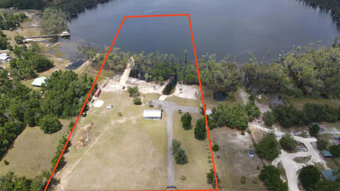 4754 Baker Rd, Altha, FL 32421