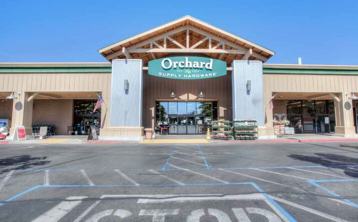 Pictures of Retail property located at 6015-6051 N. Figarden Drive, Fresno, CA 93722 for comps - image #1
