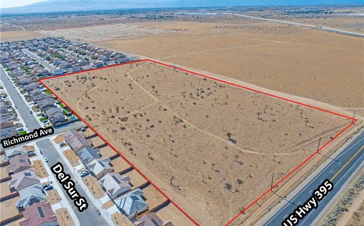Pictures of Land property located at Highway 395, Victorville, CA 92392 for sales - image #1