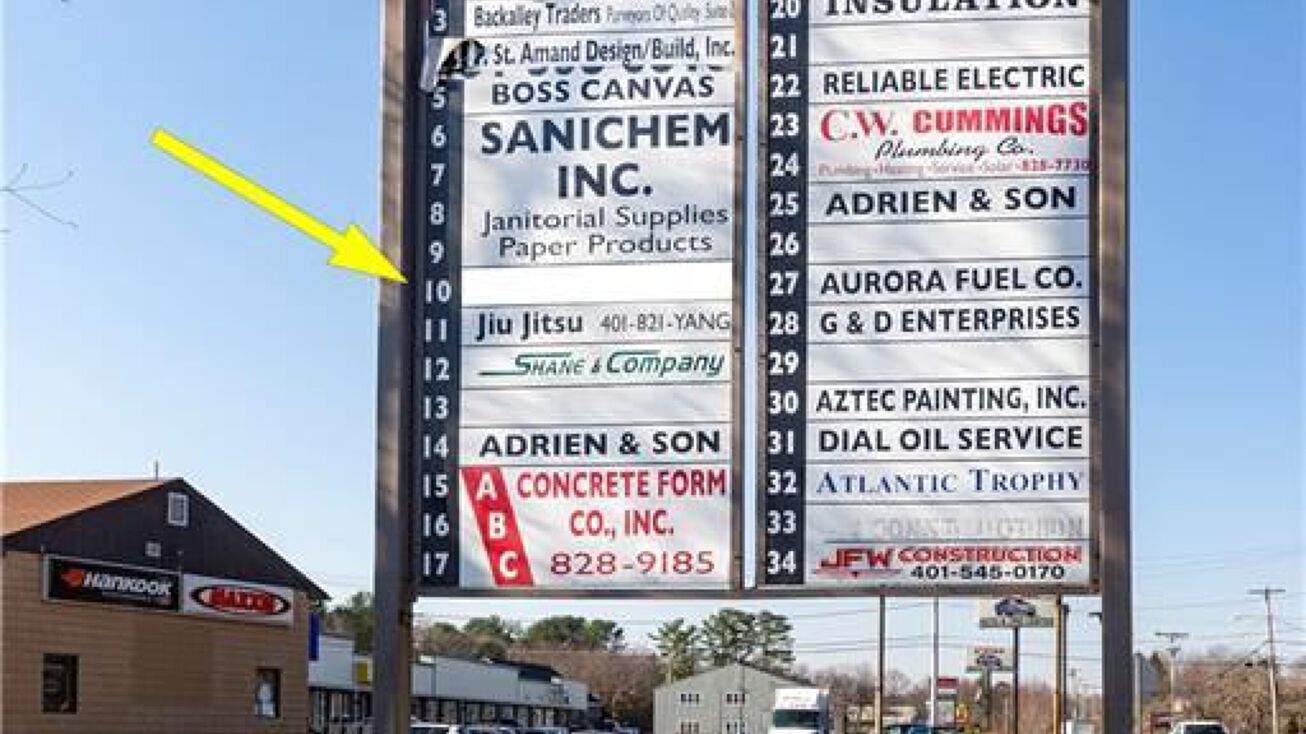 1010 Tiogue Ave, Coventry, RI 02816