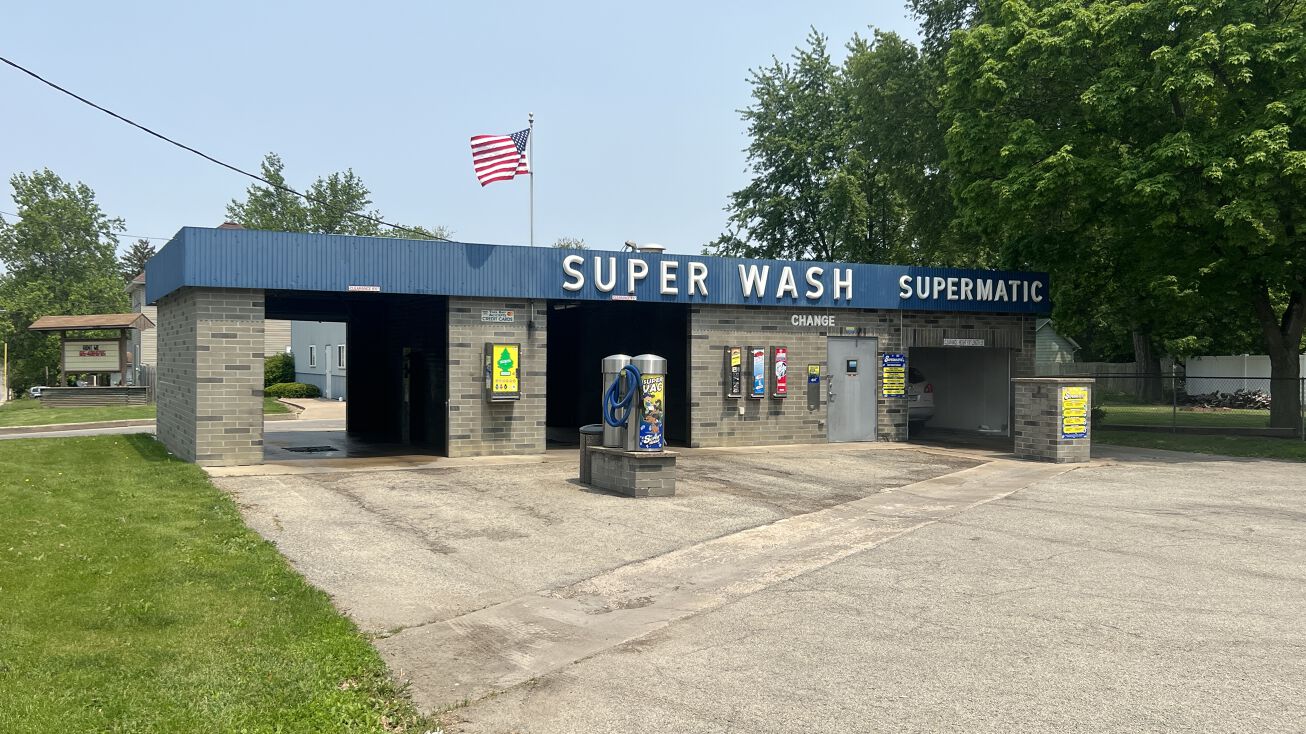 1107 N Park St, Streator, IL 61364