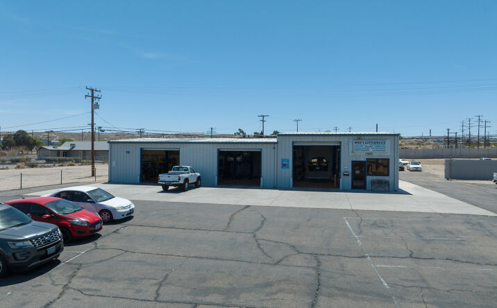 Pictures of Retail property located at 1720 Main St, Barstow, CA 92311 for sales - image #1