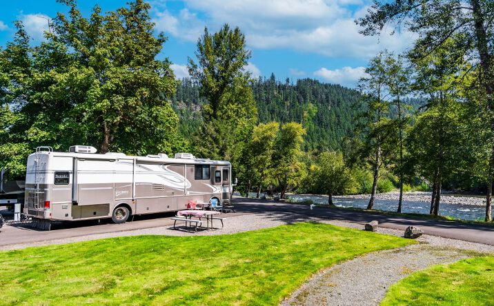 Pictures of Mobile Home Park property located at 46443 Westfir Rd, Westfir, OR 97492 for sales - image #1