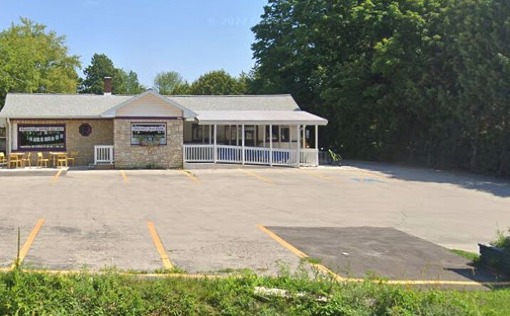 Pictures of Retail property located at 7918 State Highway 42, Egg Harbor, WI 54209 for sales - image #1