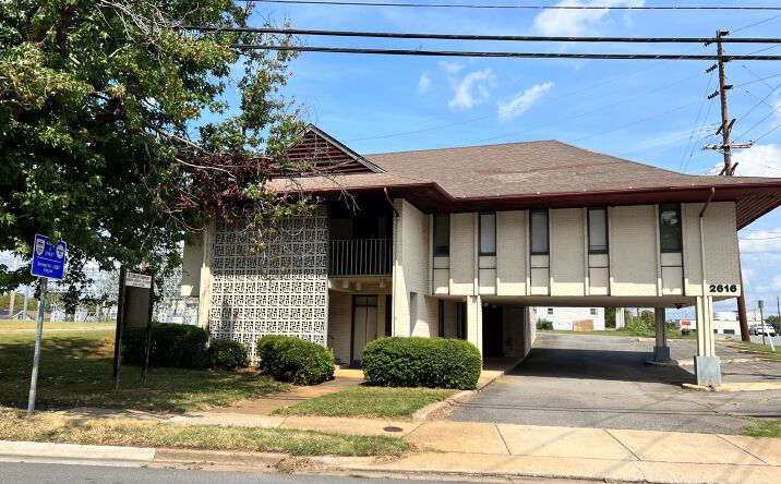 Pictures of Office property located at 2616 Langhorne Rd, Lynchburg, VA 24501 for sales - image #1