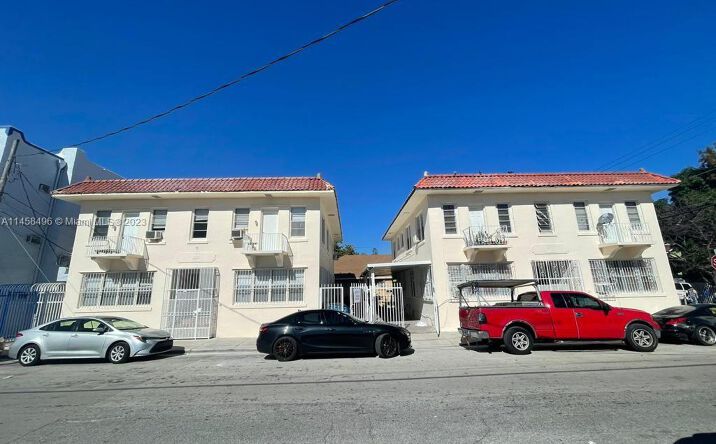 Pictures of Multifamily property located at 701 NW 1st St, Miami, FL 33128 for sales - image #1