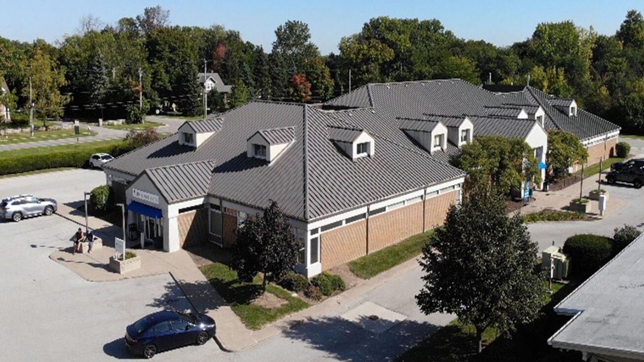 28442 E River Rd, Perrysburg, OH 43551